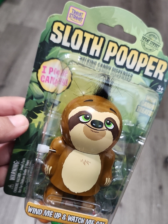 Other - Sloth Pooper Wind-Up Candy Dispenser